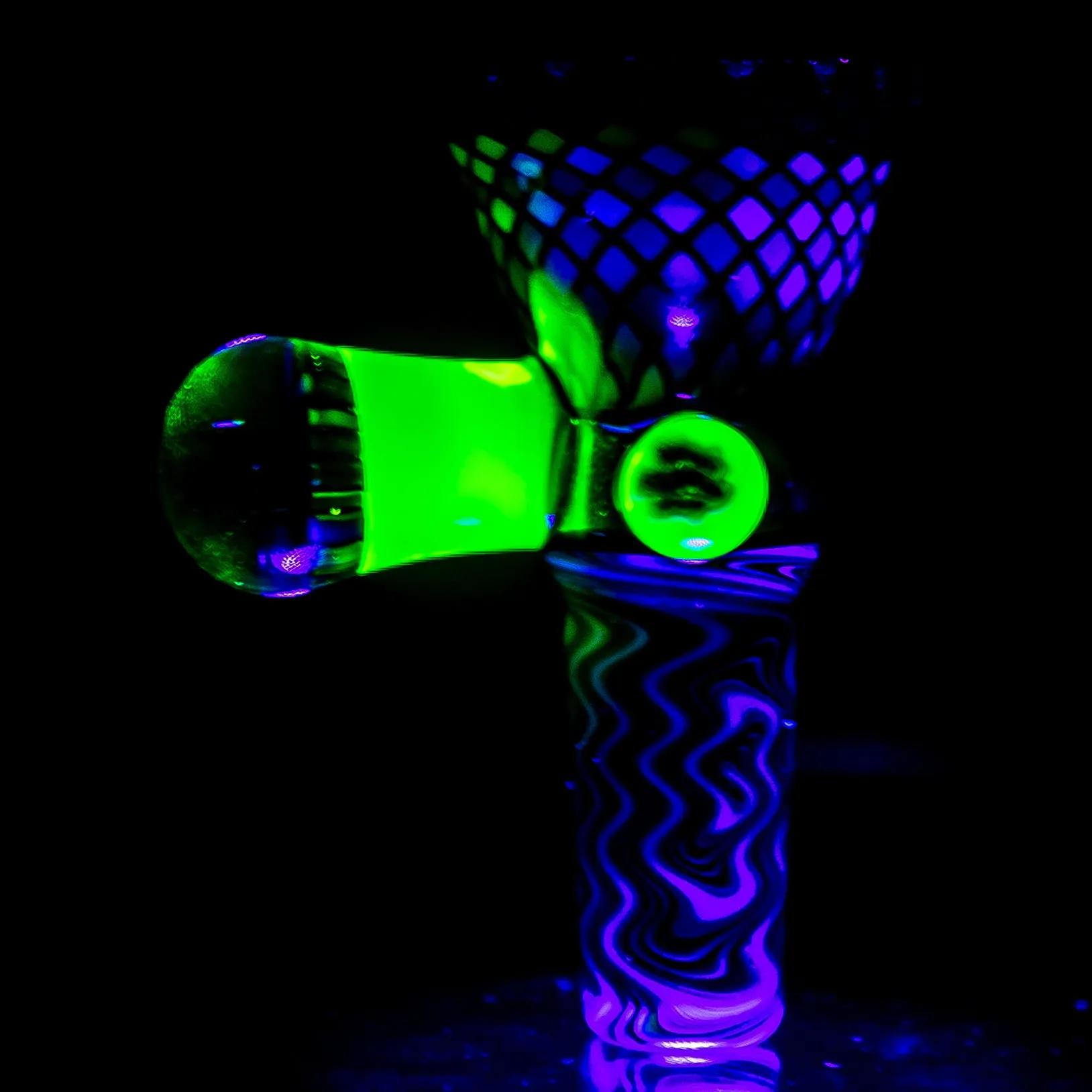 14mm Multi-Color Swirl Martini Slide with Rainbow Reti by Kevin Murray