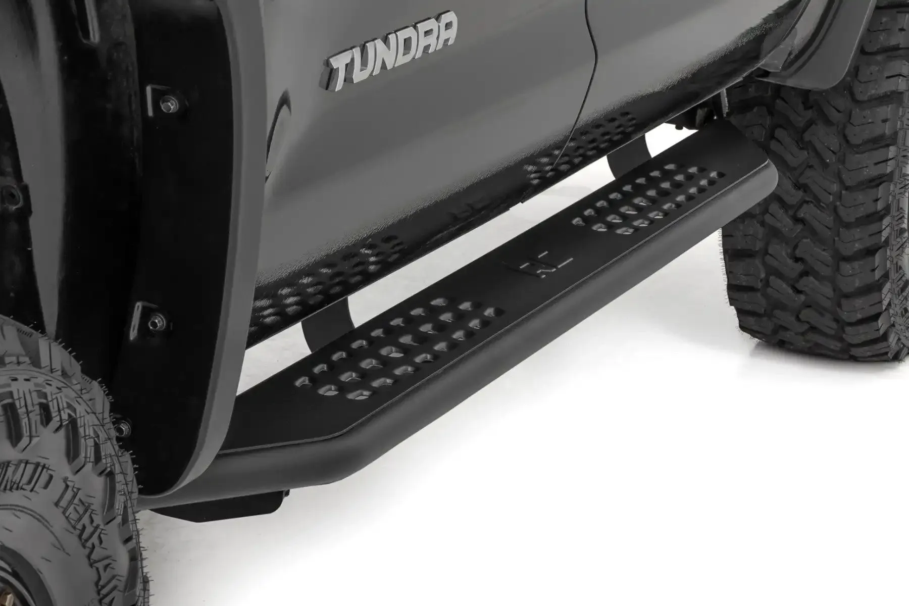 Rough Country OV2 Running Boards | 2014-2021 Toyota Tundra